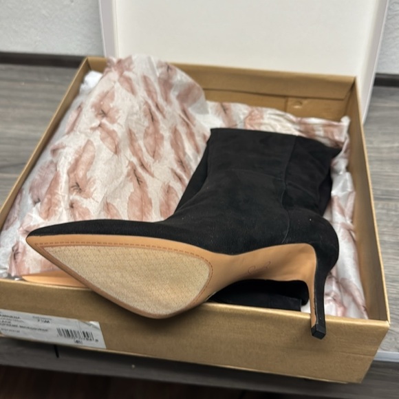 Jessica Simpson Women Zip Up Amriena Knee-Length Boots, Black - Picture 3 of 7